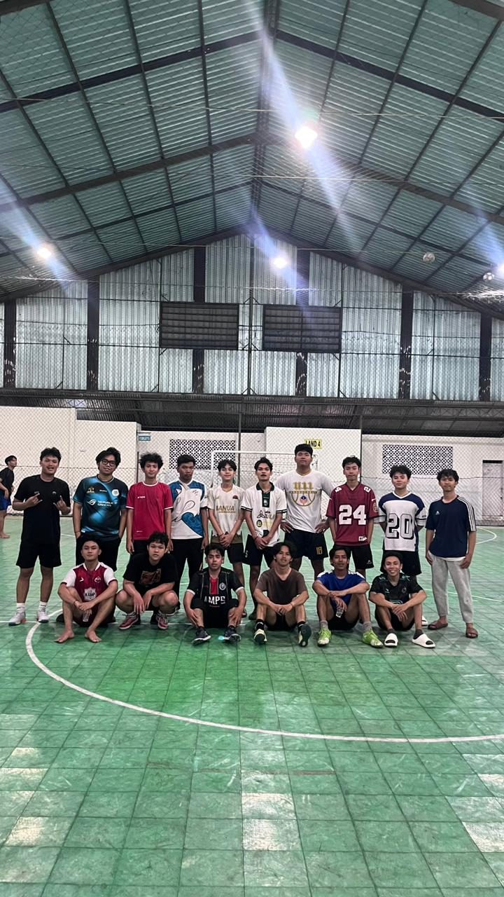 Futsal bersama penghuni Asrama Sa-Ijaan